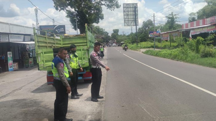 Tersambar Truk Saat Nyeberang Jalan, Nenek Di Sukoharjo Tewas T