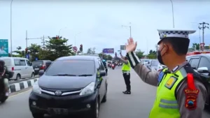 Volume Kendaraan di Exit Tol Gandulan Padat, Ini Langkah Taktis Tim Urai Polres Pemalang