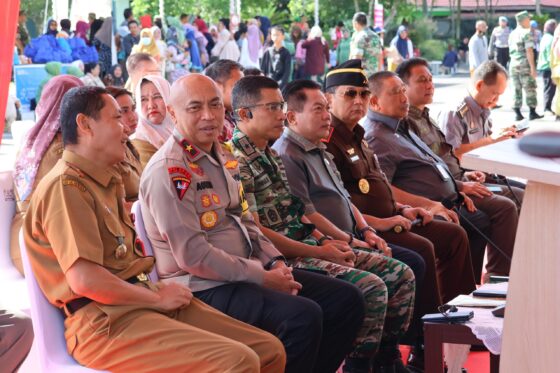 Wakapolda Kalteng Hadiri Bazar Tni Di Makorem 102 Panju Panjung