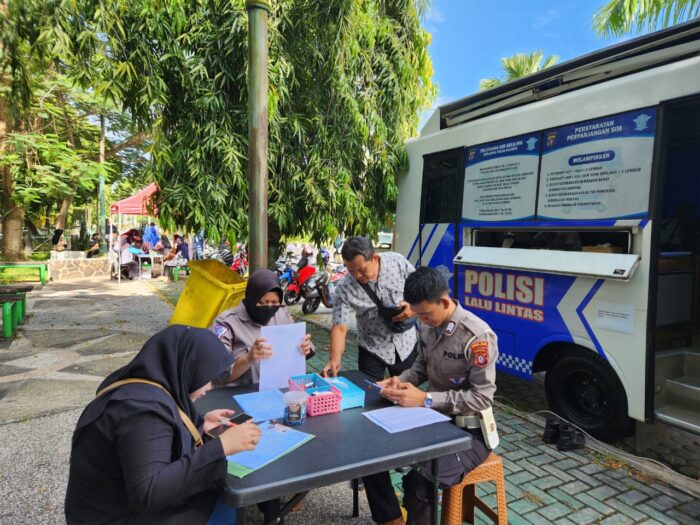 Ada Layanan Sim Keliling Ditlantas Polda Kalteng Di Jl. Yos