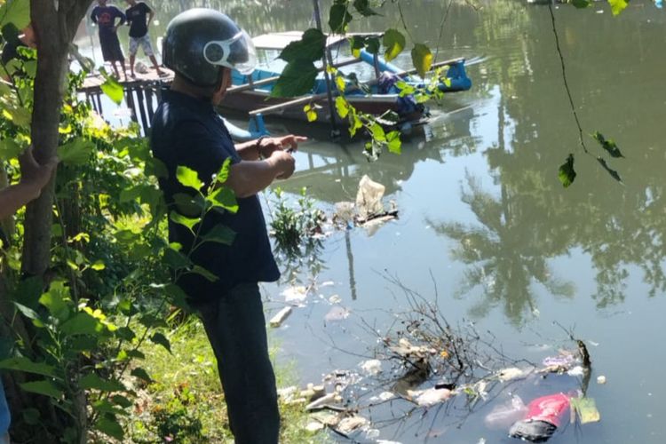 Anak Kecil Temukan Mayat Di Sungai Cilacap, Sempat Dikira Boneka