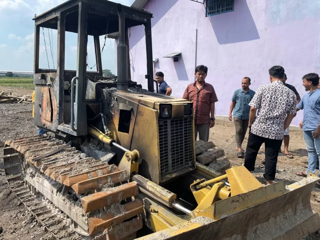 Buldozer Seharga Ratusan Juta Rupiah di Banyudono Boyolali Dibakar, Begini Motif Pelaku yang merupakan Warga Karanganyar