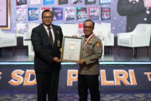 Bedah Buku As SDM Polri Terima Apresiasi Tinggi Para Pembicara