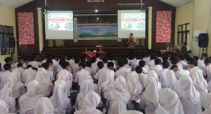 Cegah Penyalahgunaan Narkoba, Polres Banjarnegara Sosialisasi ke Siswa SMA