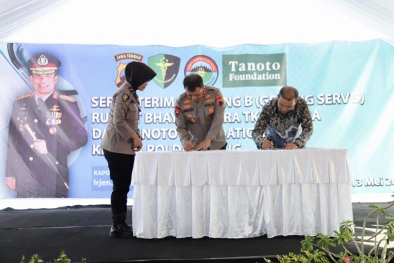 Beri Pelayanan Prima, Kapolda Jateng: Cukupi Nakes Di Rumkit Bhayangkara