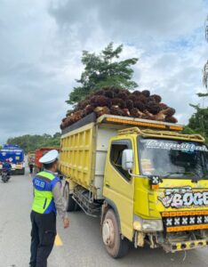 Ditlantas Himbau Pengendara Jangan Bawa Angkutan Melebihi Kapasitas