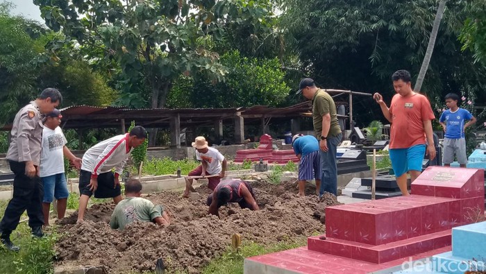 Dua Pengamen Korban Duel Maut Di Klaten Dikubur Berdekatan