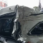 Gegara Penjaga Palang Pintu Lalai, Sebuah Mobil Dihajar Ka Di