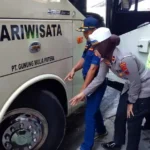 Gelar Ramp Check Bus Pariwisata, Tim Gabungan Sukoharjo Cegah Kecelakaan