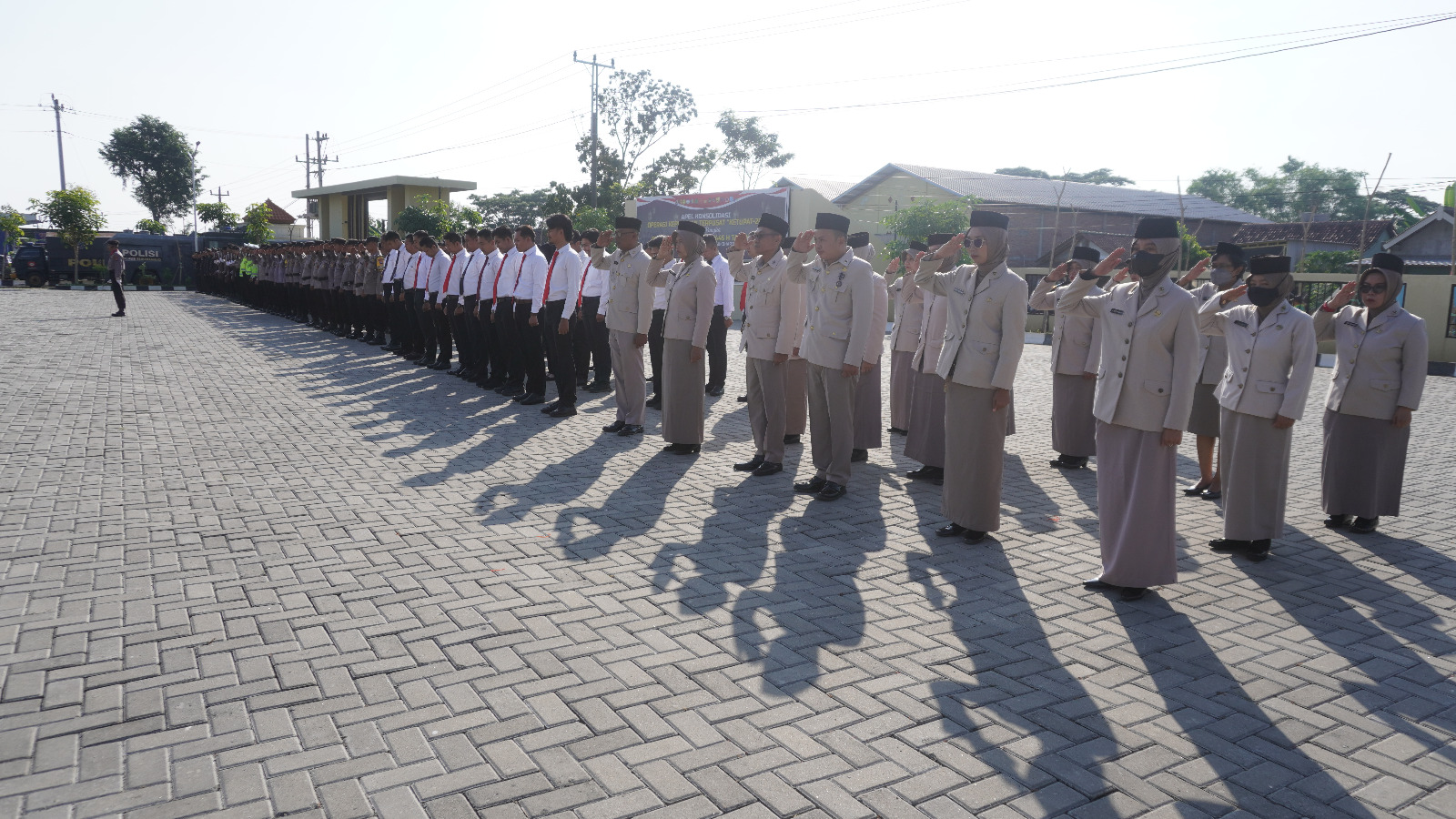 Hari Kebangkitan Nasional, Polres Sukoharjo Gelar Upacara Bendera