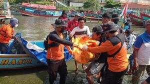 Hilang Saat Kapal Dihantam Ombak di Nusakambangan, Nelayan Ditemukan Tewas