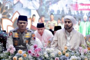 Habib Syech: Pemilu Berjalan Bagus Berkat Peran Ulama, Masyarakat, dan TNI Polri