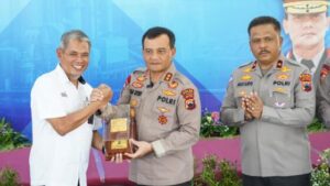 Irjen Pol Ahmad Luthfi Tandatangani MOU dengan Dirut PT Semen Gresik-Pabrik Rembang