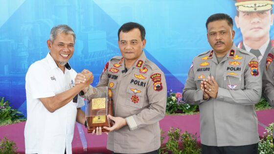 Irjen Pol Ahmad Luthfi Tandatangani Mou Dengan Dirut Pt Semen