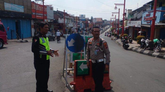 Jalan Jenderal Sudirman Ambarawa Kab Semarang Diberlakukan Dua Arah Lagi