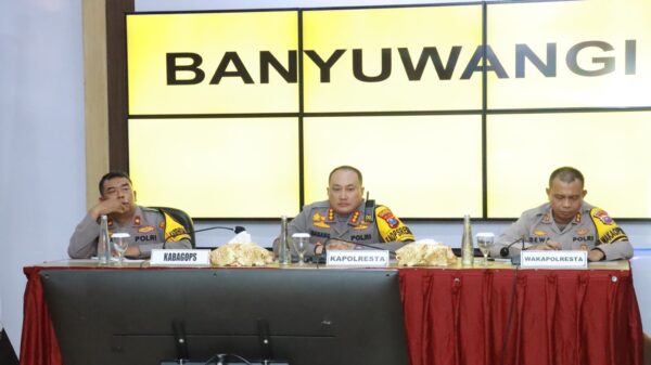 Kabaharkam Memimpin Rakor Kesiapan pengamanan polresta Banyuwangi