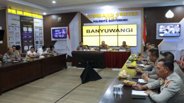 RAKOR KESIAPAN PENGAMANAN POLRESTA BANYUWANGI DIPIMPIN KABAHARKAM