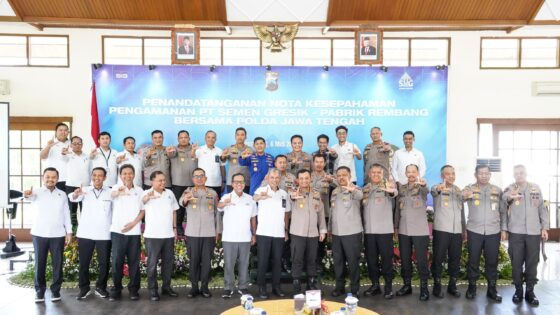 Kapolda Jateng Tandatangani Mou Dengan Dirut Pt Semen Gresik Pabrik Rembang