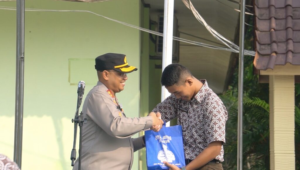 Kapolres Batang AKBP Nur Cahyo Ari Prasetyo Apresiasi Prestasi Arkan Fuqoha di SMAN 1 Subah