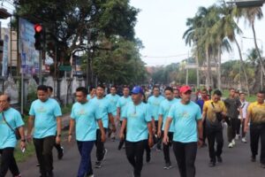 Kapolres Jembrana Ikuti Jalan Santai Peringatan Hari Buruh 2024