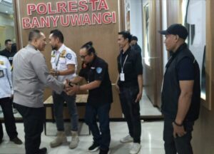 Kapolres Sampaikan Pemberantasan Judi Online saat Rakor PW FRN di Banyuwangi