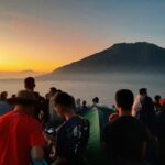 Kasus Pendaki Nyalakan Flare Di Puncak Gunung Andong Magelang Diselidiki