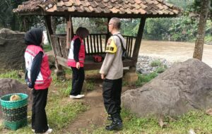 Polres Banjarnegara Patroli Obyek Wisata Saat Libur Panjang Waisak