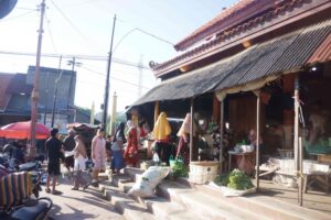 SejumlahPedagang Pasar Apung Jepara Merugi Gegara Maling Kian Merajalela