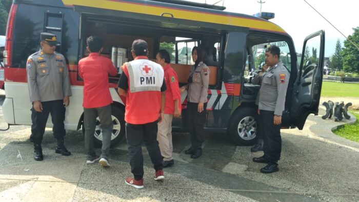 Mobil Penyuluhan Sat Binmas Polres Banjarnegara Jadi Tempat Ngopi Saat