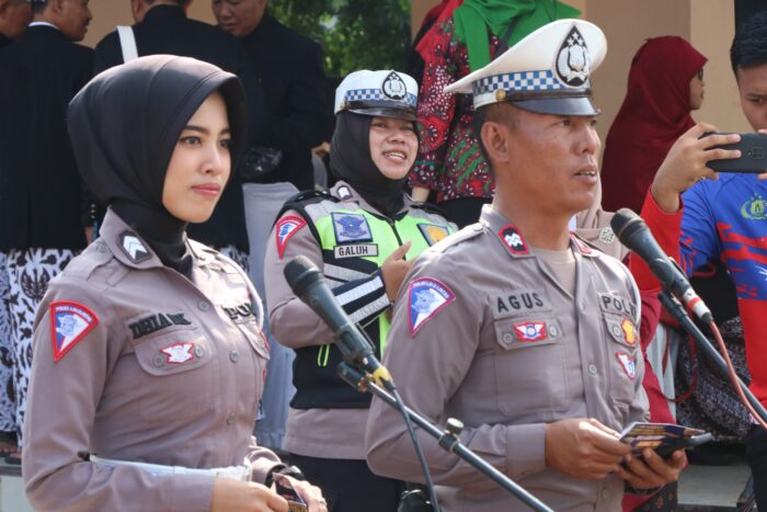 Momen Peringatan Hardiknas 2024, Sat Satlantas Polres Banjarnegara Lakukan Dikmas