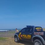 Patroli Polsek Pesanggaran Untuk Pastikan Pantai Pancer Banyuwangi Aman