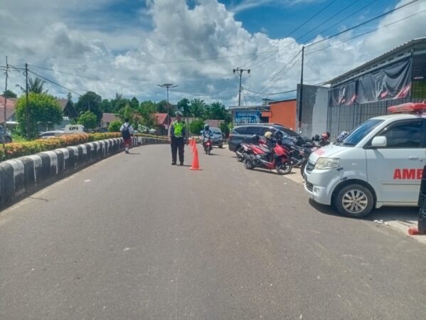 Pengawalan jenazah menuju pemakaman oleh satlantas polres lamandau