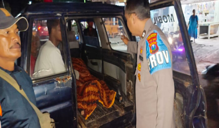 Perahu Pemancing Terseret Ombak Di Banyuwangi, Seorang Tewas