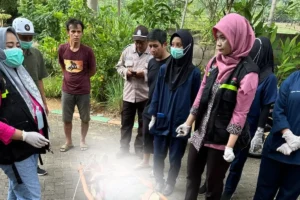 Pekerja Bangunan di Semarang Meninggal Tersengat Listrik saat Perbaiki Atap Rumah