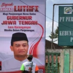 Spanduk Dukungan Untuk Irjen Polisi Ahmad Luthfi Maju Pilgub Jateng