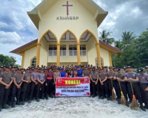 Wujud Pengabdian pada Masyarakat, Siswa SPN Polda Kalteng Gelar Bakti Sosial