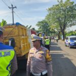 ‘hadang’ Puluhan Dump Truk, Polisi Pati Tindak Lanjut Aduan Warga