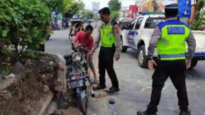 BREAKINGNEWS 1 Pemotor Rombongan CB Tewas Kecelakaan, Bukannya Ditolong Malah Ditinggal di Kendal