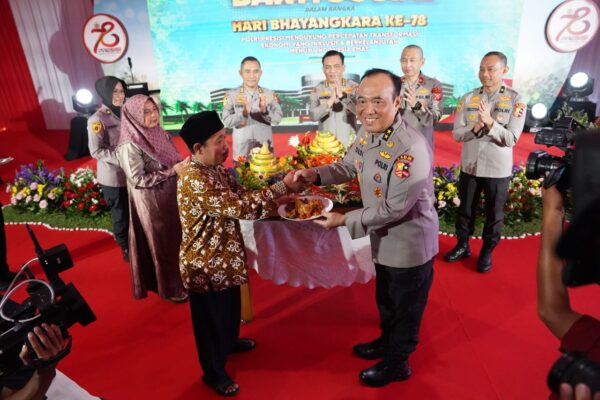 Ssdm Polri Gelar Baksos Dalam Rangka Hari Bhayangkara Ke 78 Di