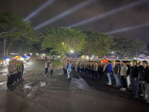 Anggota Polres Banjarnegara Amankan Sholawat Aliansi Ormas Serta LSM