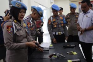 Kabid Propam Polda Kalteng Pimpin Pembinaan Etika Profesi Polri di Polres Lamandau