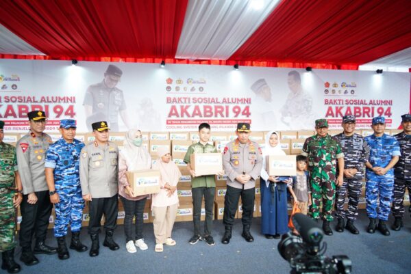 Bakti Sosial Dan Bakti Kesehatan Dalam Rangka 30 Tahun Pengabdian