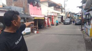 Semarang Keras! Seorang Warga Dibacok Gangster di Barutikung, Korban Terjatuh saat Dikejar