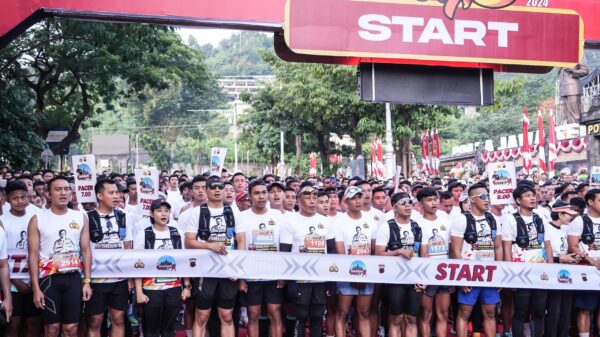 Bhayangkara run: sinergitas masyarakat jadi fokus kapolda jateng