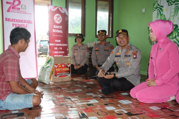 Dalam Rangka Hut Bhayangkara Ke 78, Polres Lamandau Gelar Bakti Sosial