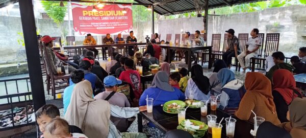 Deklarasi Damai, Masyarakat Desa Pakel Banyuwangi Sepakat Tolak Oknum Luar Daerah Penebar Kebencian