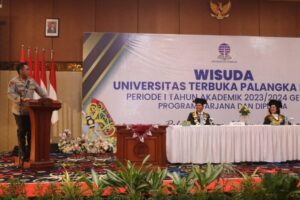 Dukung Dunia Pendidikan, Kapolda Kalteng Hadiri Wisuda Program Sarjana dan Diploma Universitas Terbuka Palangka Raya