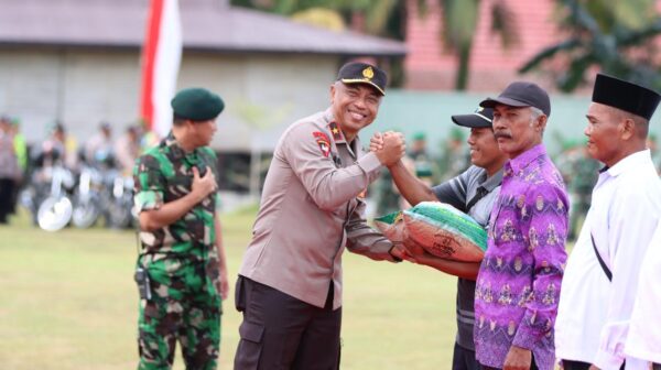 Dukung Pengembangan Pertanian, Wakapolda Kalteng Hadiri Apel Siaga Alsintan Oleh