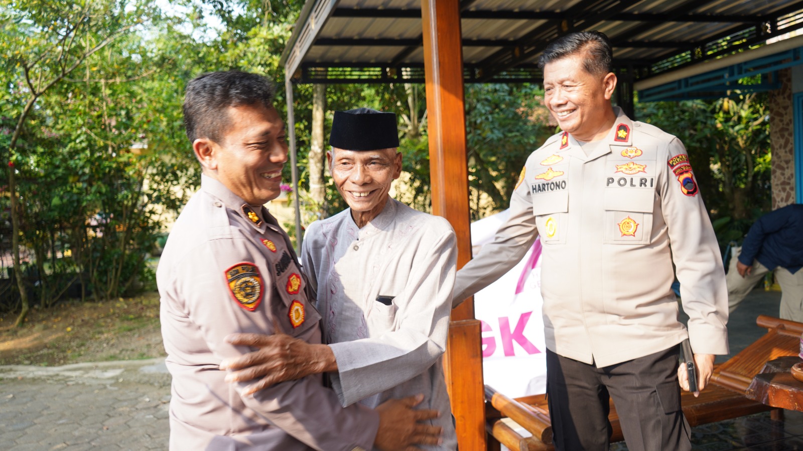 Hari Bhayangkara Ke 78, Polres Batang Pererat Kebersamaan Dengan Purnawirawan