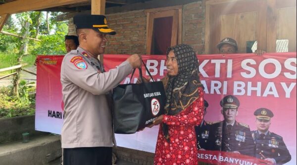 Hari Bhayangkara Ke 78, Polresta Banyuwangi Gelar Kegiatan Bakti Sosial